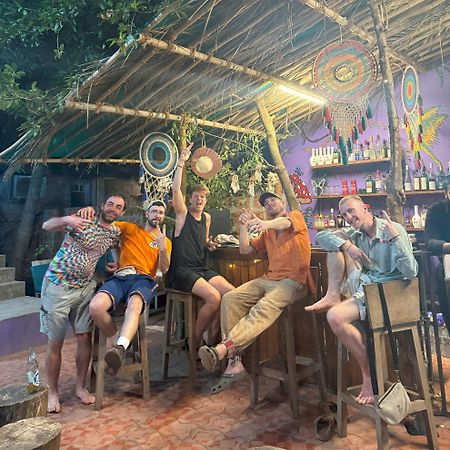 Tamasha Goa Vagator Hostel Buitenkant foto