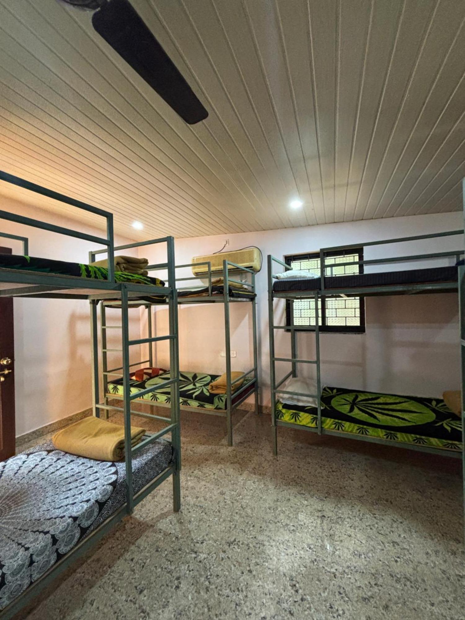 Tamasha Goa Vagator Hostel Kamer foto